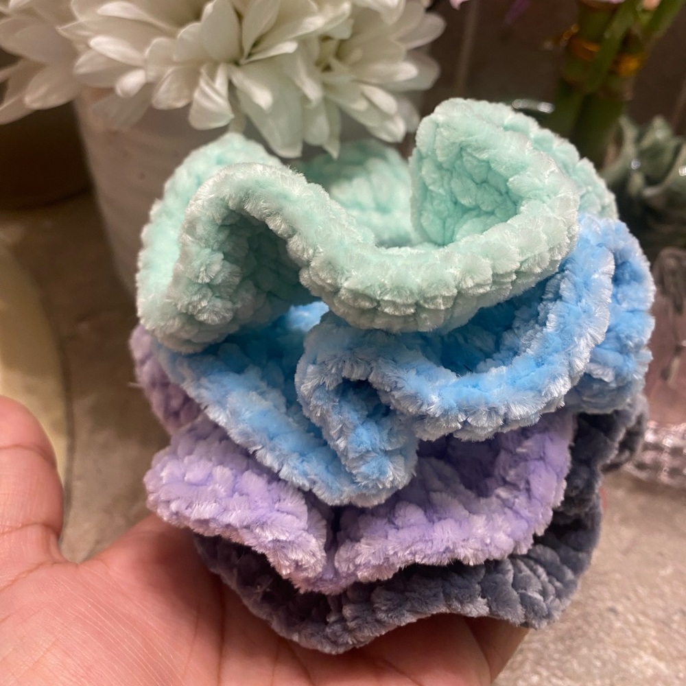 Hand Crocheted Velvet Scrunchie - Picture 4 of 5